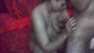Webcam Honig masturbiert für reifeporn Zuschauer online