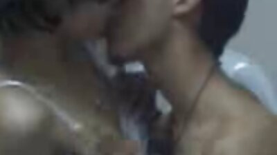 Schlanke junge Asiatin beim Sex mit reife damen porn Freund